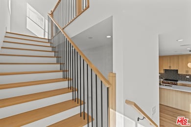 14535 Killion St, Sherman Oaks, CA 91411 - photo 7