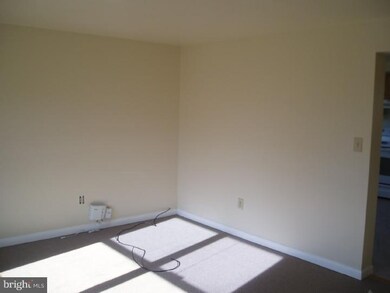 606 E Elmer Rd unit 608, Vineland, NJ 08360 - photo 6
