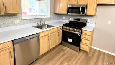 1995 Peerce Ct unit 2, Canton, MI 48187 - photo 2