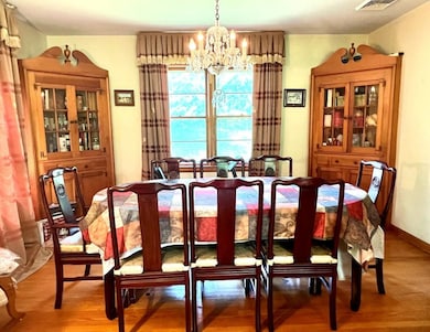 18 Messler St, East Brunswick, NJ 08816 - photo 3