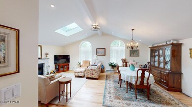 120 Puma Ct, Dingmans Ferry, PA 18328 - photo 3