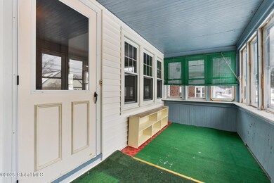 8-web-or-mls-1538-nott-st
