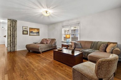 109 10th St, Staten Island, NY 10306 - photo 4