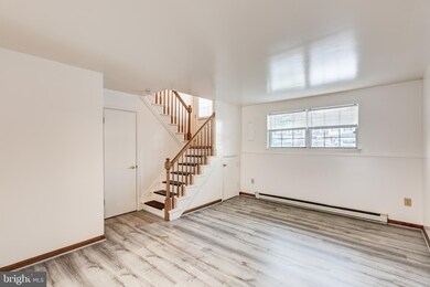 81 Grand Dr, Taneytown, MD 21787 - photo 3