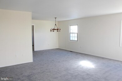 12700 Hoven Ln, Bowie, MD 20716 - photo 3