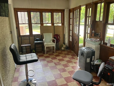 1508 S 8th St, Goshen, IN 46526 - photo 4