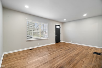 306 N 18th Ave, Beech Grove, IN 46107 - photo 7