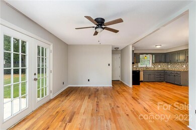 308 Buckskin Dr, Gastonia, NC 28052 - photo 7