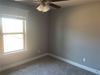 902 Sugar Loaf St, Prairie Grove, AR 72753 - photo 6