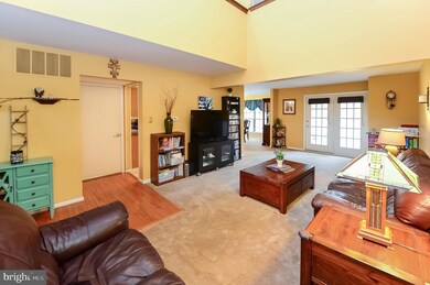 28 Regency Ct, Marlton, NJ 08053 - photo 3