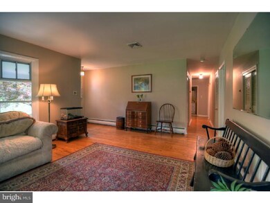 23 Clayton Park Dr, Glen Mills, PA 19342 - photo 7