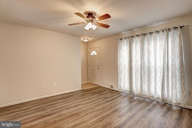 11573 Laurelwalk Dr unit 11573, Laurel, MD 20708 - photo 2