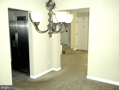 8670 Black Oak Rd, Parkville, MD 21234 - photo 5