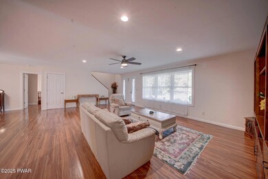 226 Well Rd, Greeley, PA 18425 - photo 5