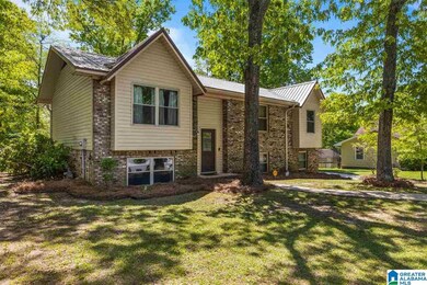 2211 Vicki Dr, Birmingham, AL 35235 - photo 2