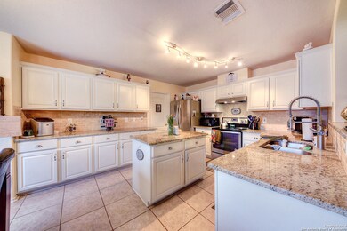 9943 Sandlet Trail, San Antonio, TX 78254 - photo 3