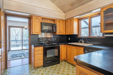 25 Laurel Ln, Spencer, MA 01562 - photo 6