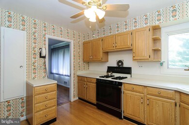 9913 Evergreen Ave, Columbia, MD 21046 - photo 7