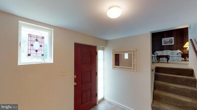 275 S E St, Keyser, WV 26726 - photo 4