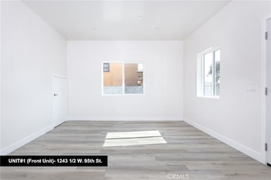 1241 W 95th St, Los Angeles, CA 90044 - photo 3