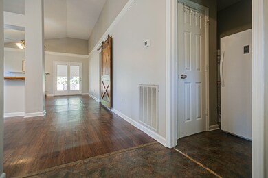 5030 Brookside Dr, Columbia, TN 38401 - photo 6