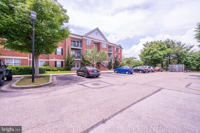 2406 Forest Edge Ct unit 303C, Odenton, MD 21113 - photo 7