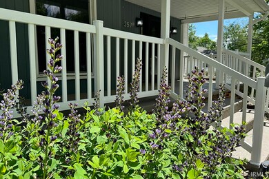 257 N Rosenberger St, Nappanee, IN 46550 - photo 3