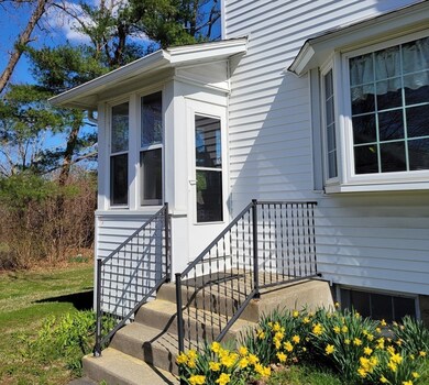 339 West St, Amherst, MA 01002 - photo 3