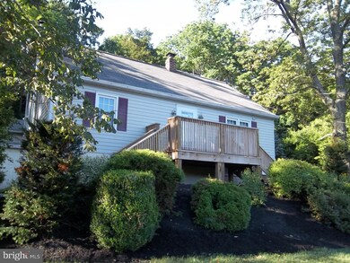 161 Game Farm Rd, Schwenksville, PA 19473 - photo 2