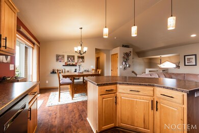 813 25th St SE-19