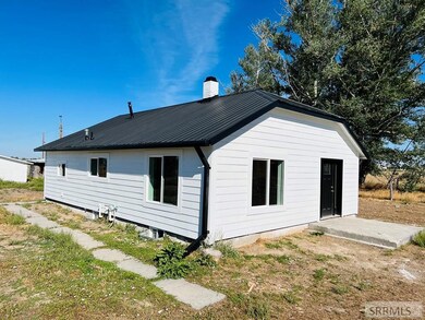 38 S 900 W, Blackfoot, ID 83221 - photo 2
