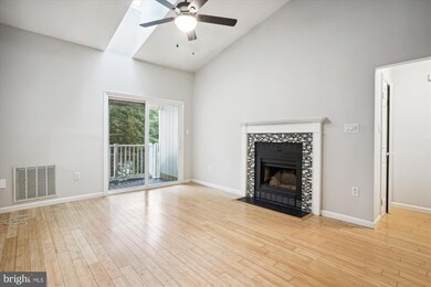 2754 Bordeaux Place unit 25C13, Woodbridge, VA 22192 - photo 2