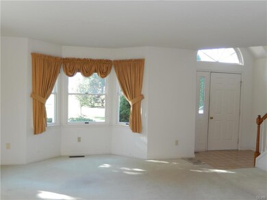 281 Ridings Cir, Macungie, PA 18062 - photo 2