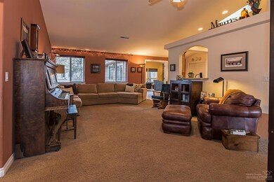19611 Greatwood Loop, Bend, OR 97702 - photo 6