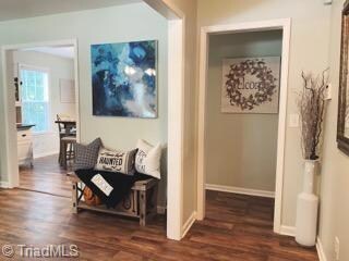 1045 Robbins St, Asheboro, NC 27203 - photo 2