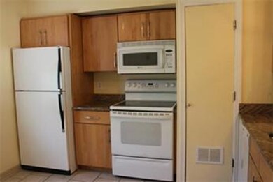 707 Windsor Dr unit 707, Framingham, MA 01701 - photo 3