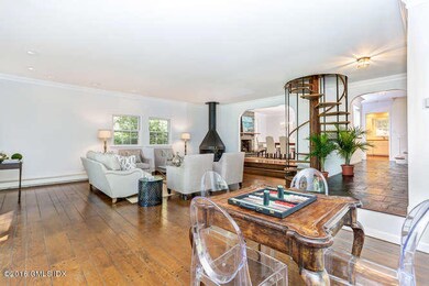 entry, living room