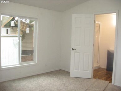 3389 Ash St unit 41, Hubbard, OR 97032 - photo 6