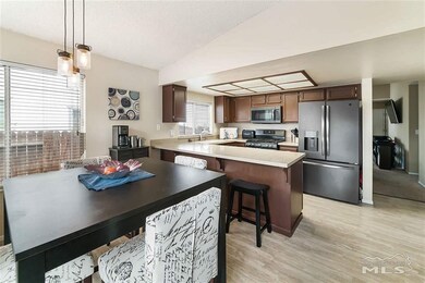 2010 Burnside Dr, Sparks, NV 89434 - photo 6