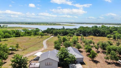 425 Blackfoot Ln, Comanche, TX 76442 - photo 4