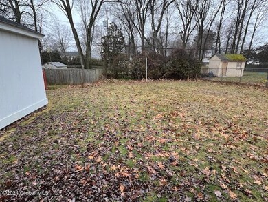 16 Puritan Dr, Schenectady, NY 12306 - photo 5