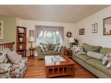 9 Cora St, North Providence, RI 02911 - photo 5