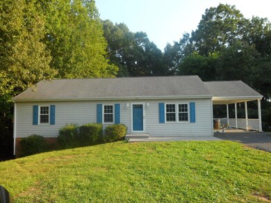 406 Charldon Rd, Lynchburg, VA 24501 - photo 2