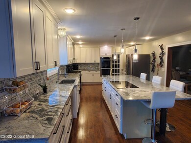 1477 Fox Hollow Rd, Schenectady, NY 12309 - photo 4