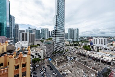 Centro unit 1709, Miami, FL 33131 - photo 7