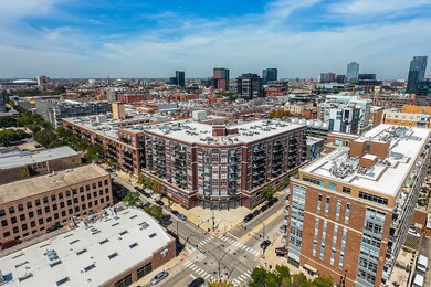 West Loop Gate unit 703, Chicago, IL 60607 - photo 3