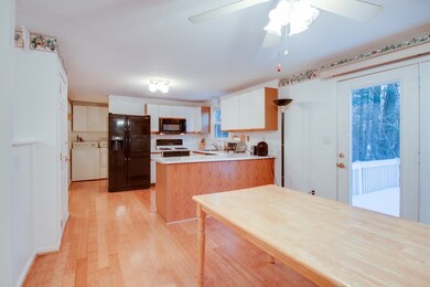 173 Hypine Rd, Dracut, MA 01826 - photo 6