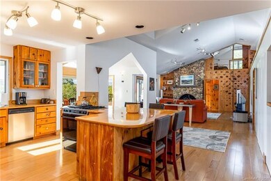 Open concept great for entertaining or spending ti