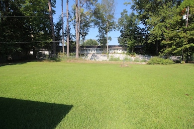 866 Windsor Rd, Grenada, MS 38901 - photo 3