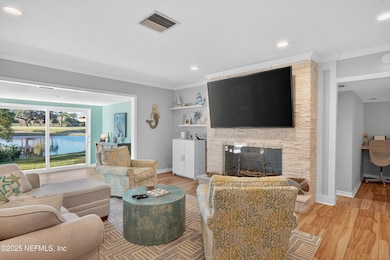 10039 Leisure Ln N, Jacksonville, FL 32256 - photo 5